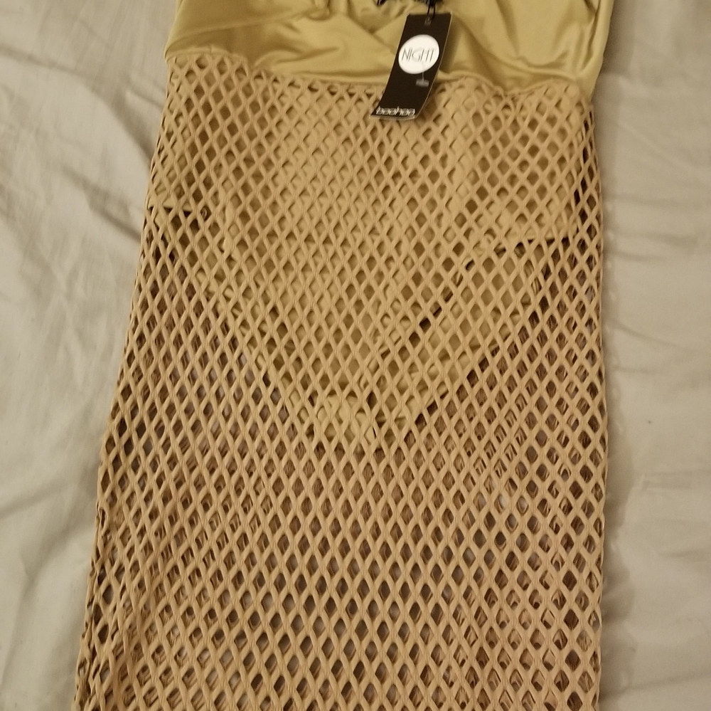 Dress - Picture 2 of 2